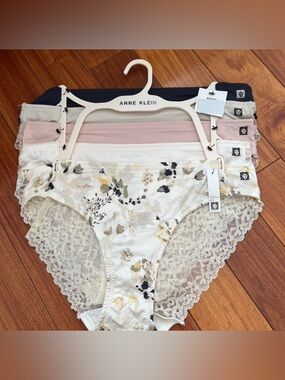 NWT Anne Klein Floral Lace Bikini Panty Set